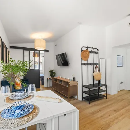 Heart Of Old - Port & Beaches Апартаменты Антиб